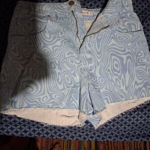 Tinseltown Light Blue Swirl Jean Shorts